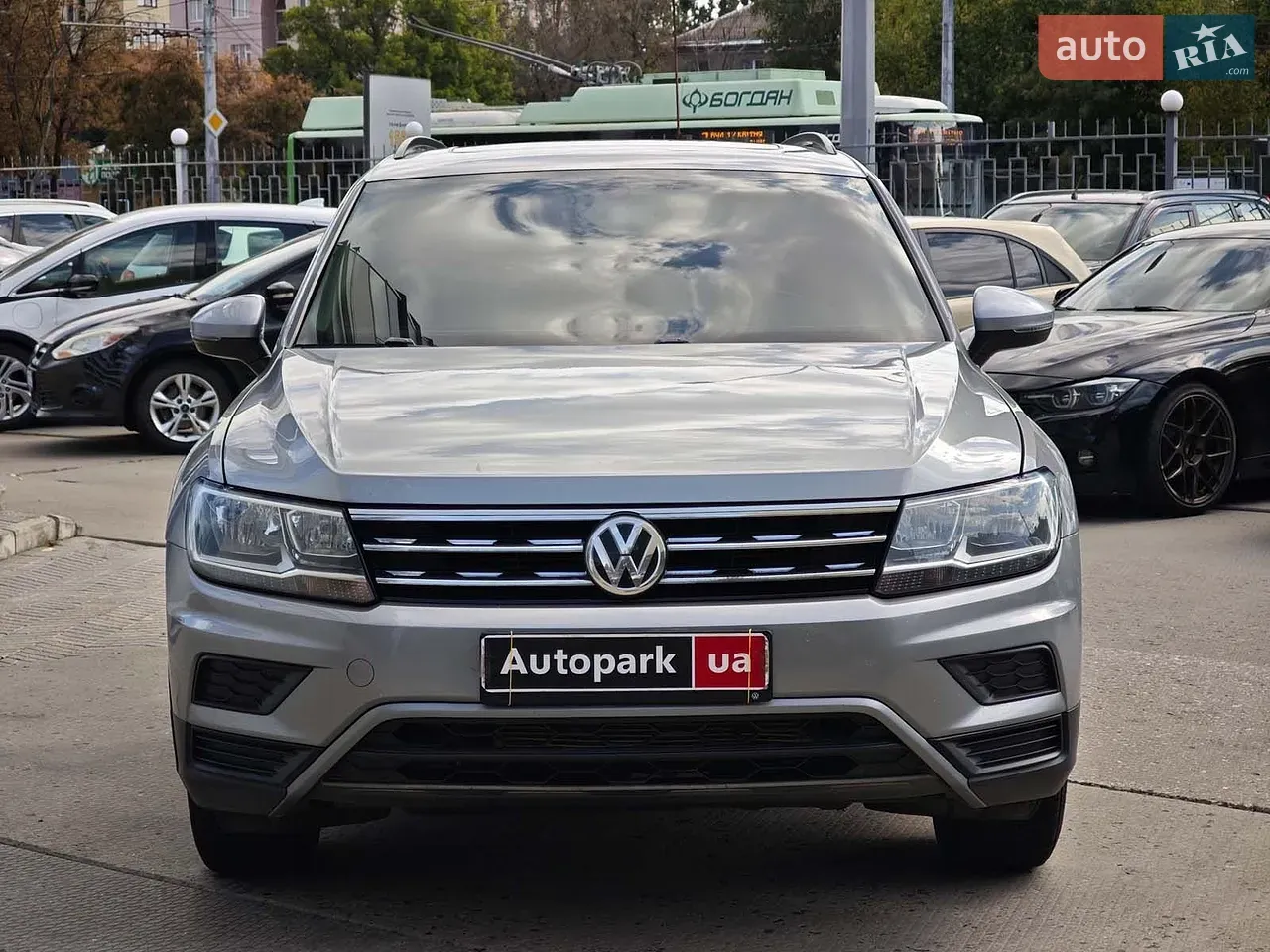 Volkswagen Tiguan 2019 photo 2