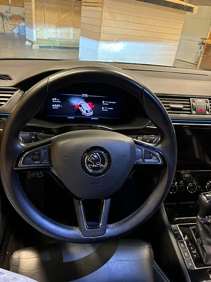 Skoda Superb 2020 photo 3