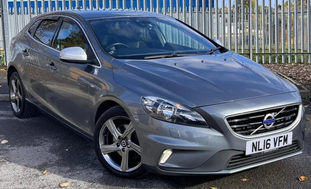 Volvo V40