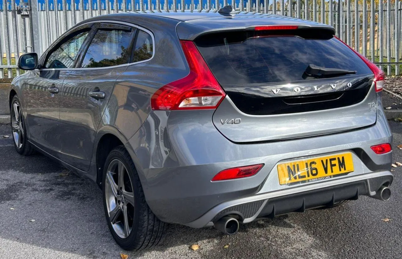 Volvo V40 2016 photo 5