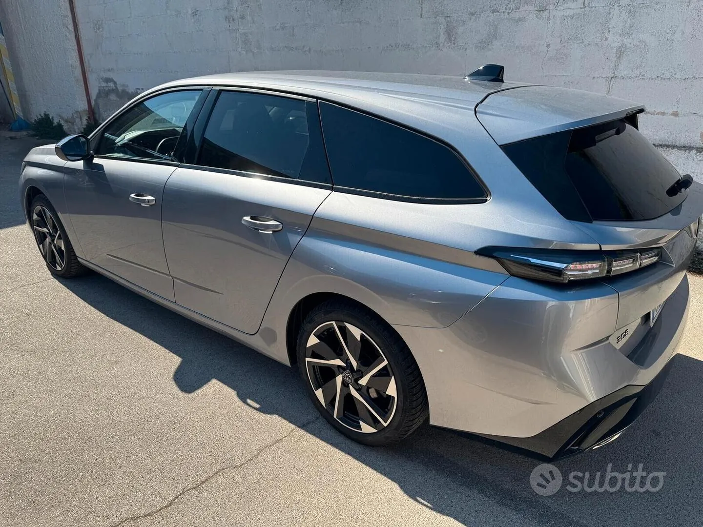 Peugeot 308 2023 photo 2