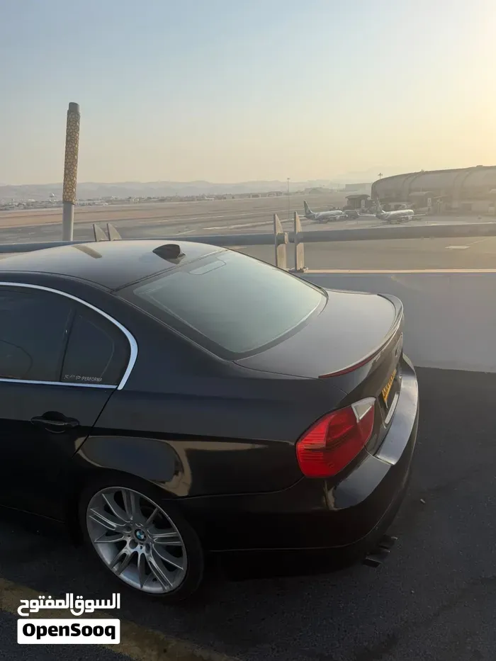 BMW 5 Series 2008 photo 2