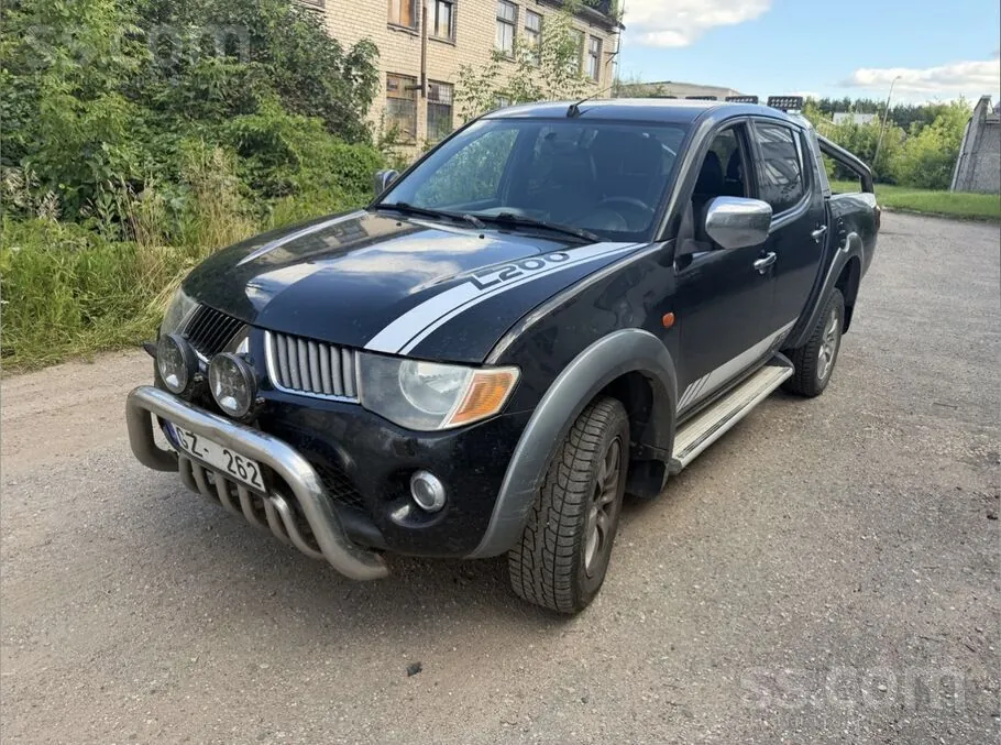 Mitsubishi L 200