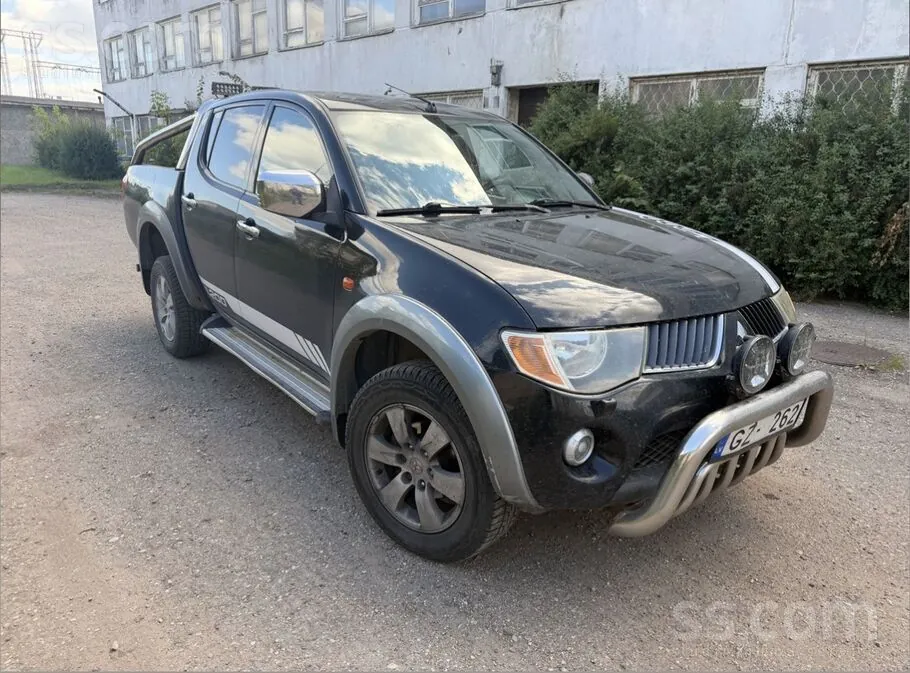 Mitsubishi L 200 2007 photo 2