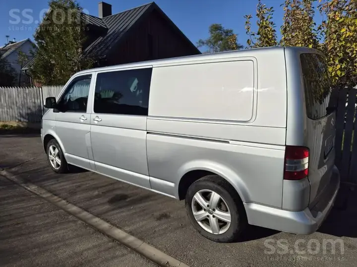 Volkswagen T5 2011 photo 2