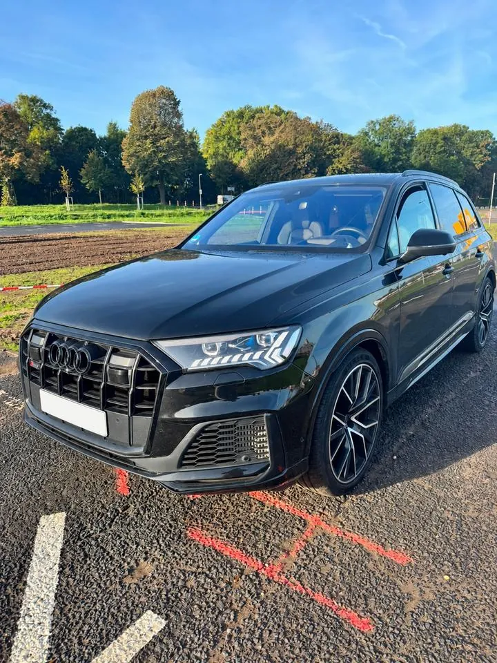 Audi Sq7