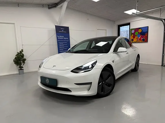Tesla Model 3 2020 photo 2
