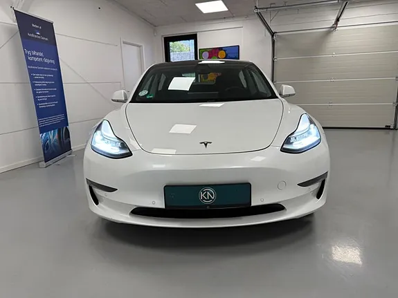 Tesla Model 3 2020 photo 5