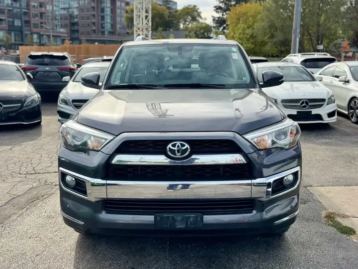 Toyota 4Runner 2016 photo 2