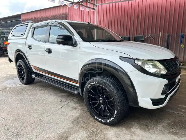 Mitsubishi Triton