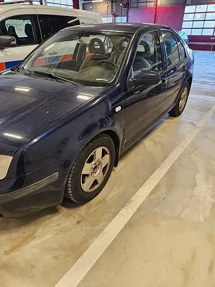 Volkswagen Bora 2000 photo 4