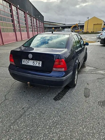 Volkswagen Bora 2000 photo 2