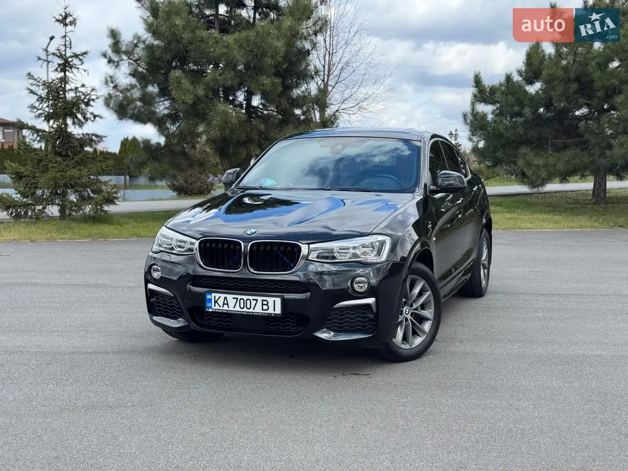 BMW X4 2015 photo 2