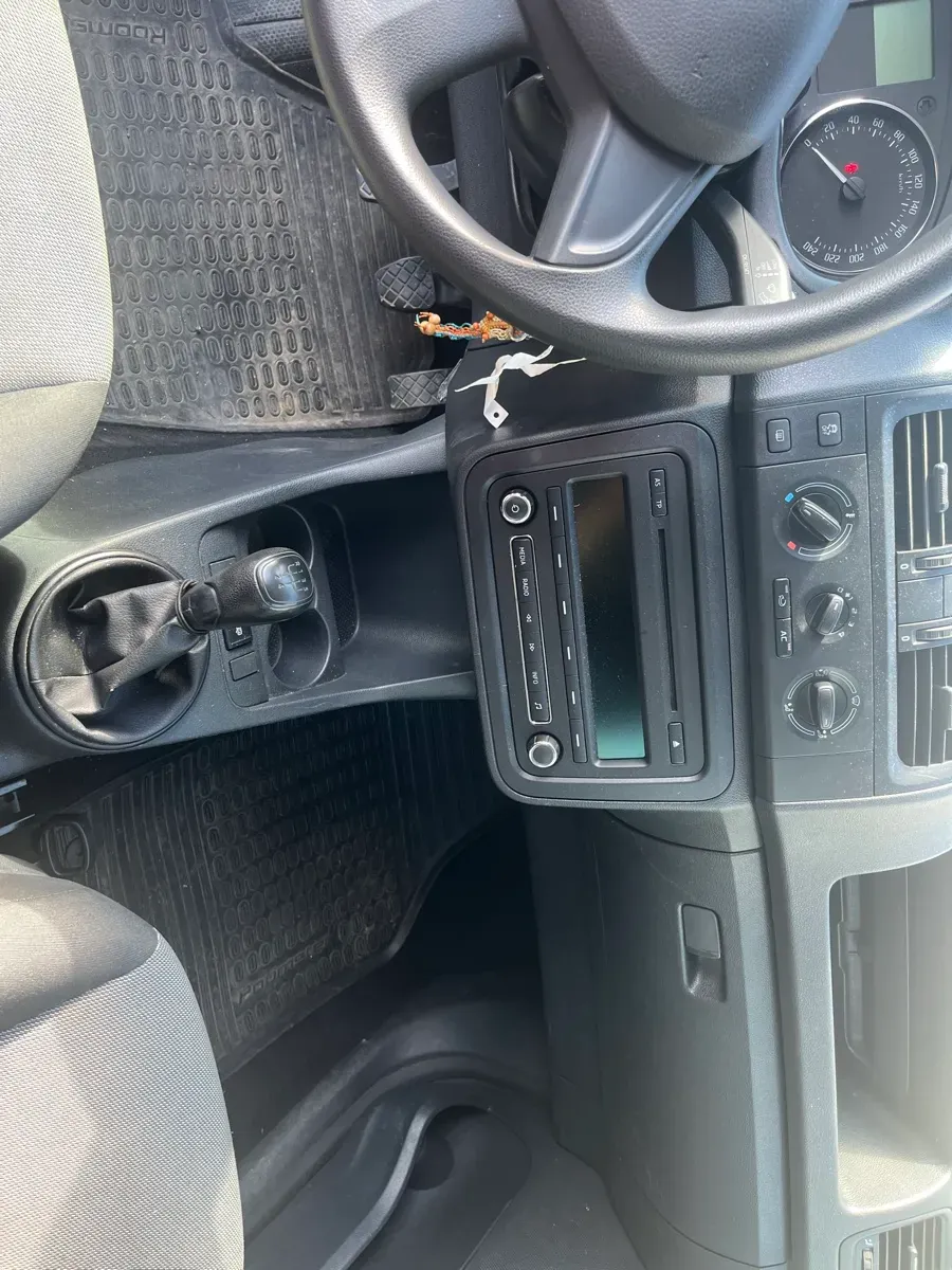 Skoda Roomster 2013 photo 3