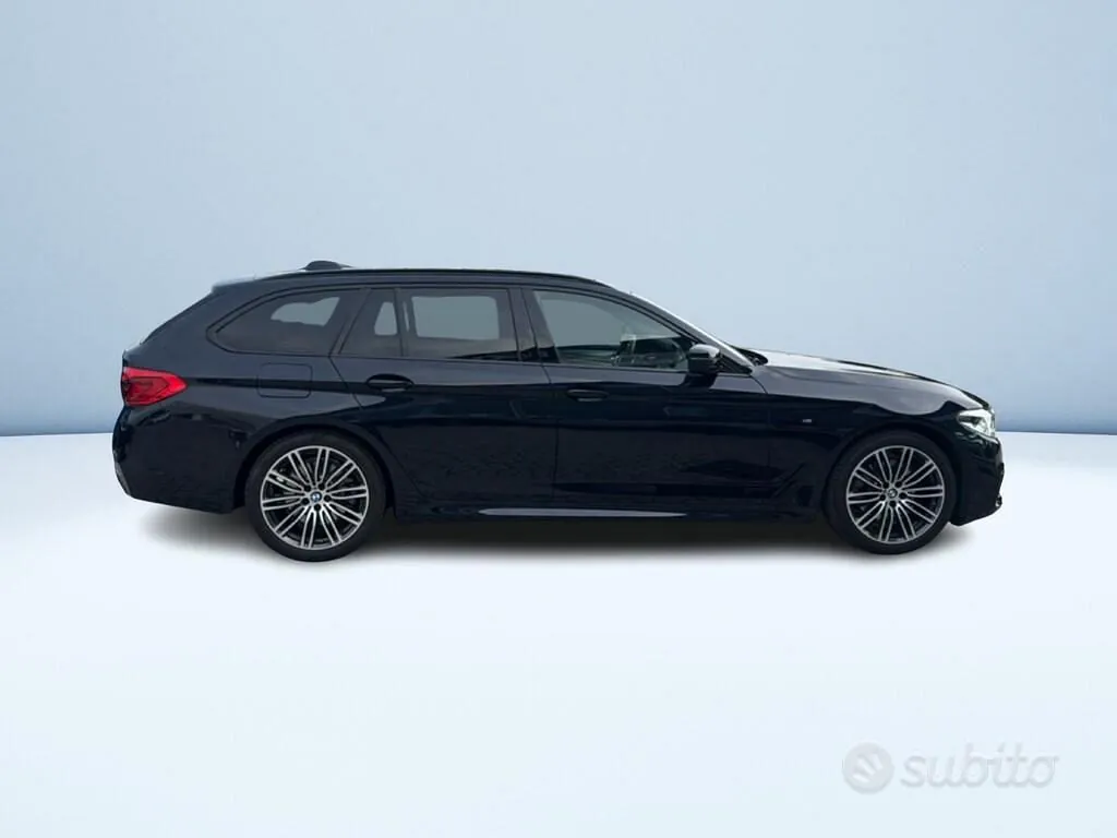 BMW 5 Series 2019 photo 4