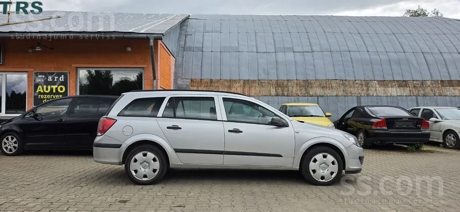 Opel Astra 2005 photo 2
