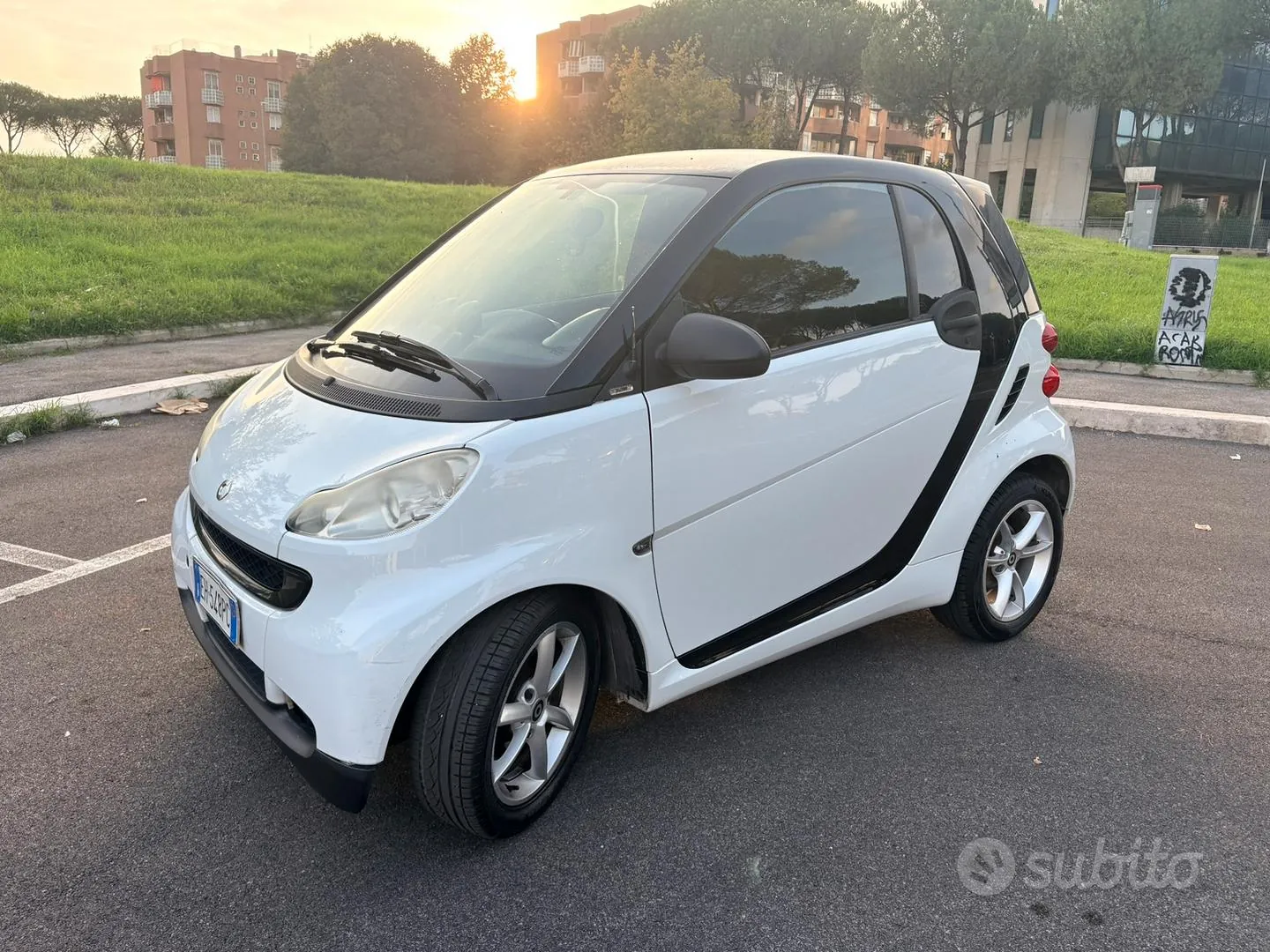 Smart Fortwo 2011 photo 5
