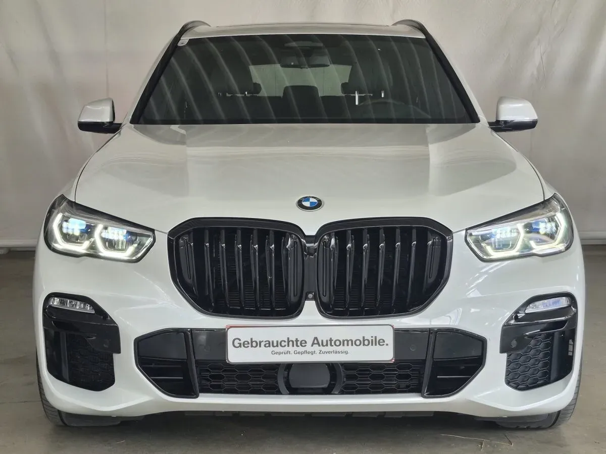BMW X5 2020 photo 2