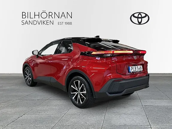 Toyota C-Hr 2024 photo 2
