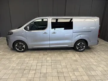 Opel Vivaro photo 2
