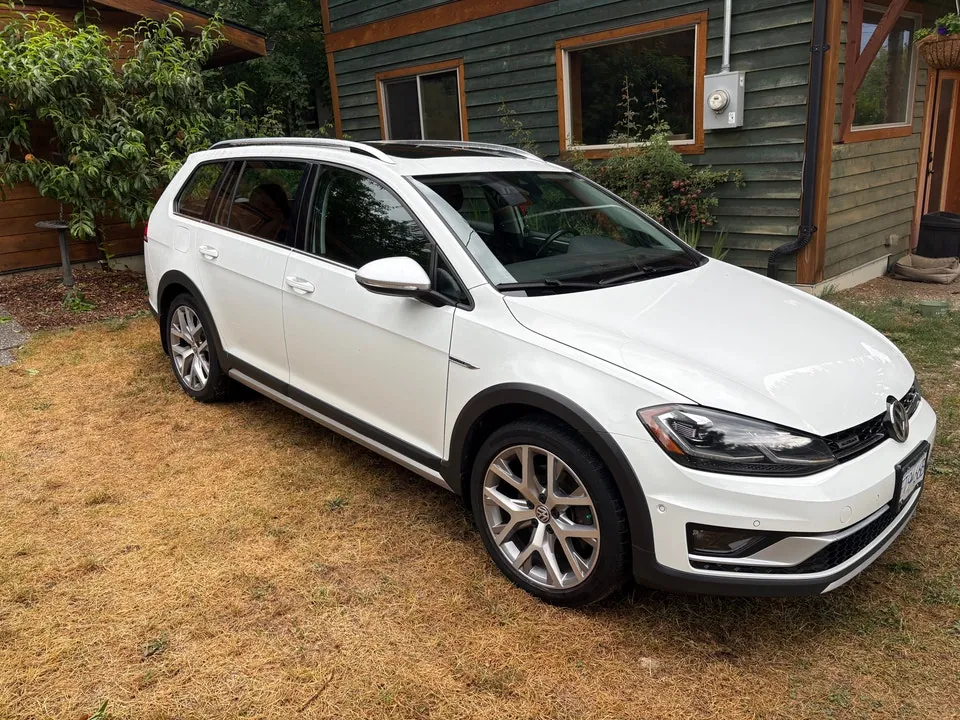 Volkswagen Golf Alltrack 2018 photo 2