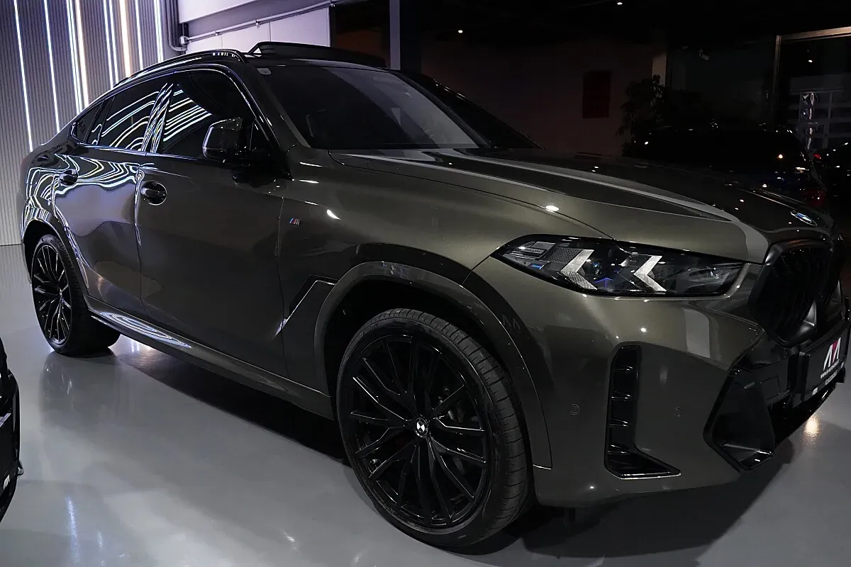 BMW X6 2023 photo 2
