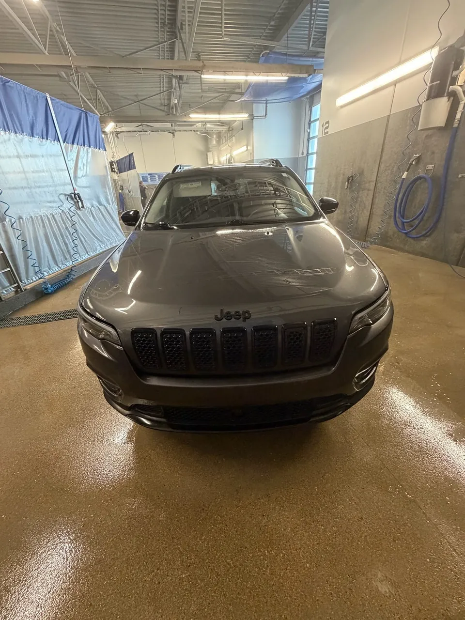 Jeep Cherokee 2023 photo 4