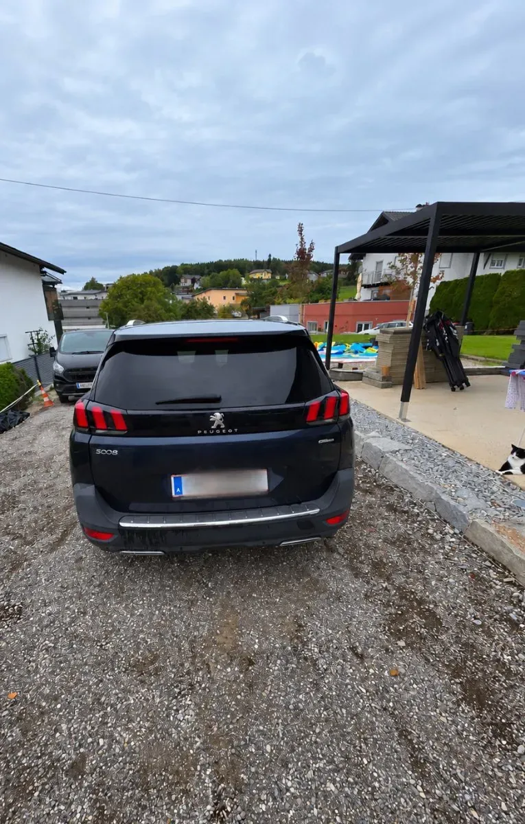 Peugeot 5008 2018 photo 3