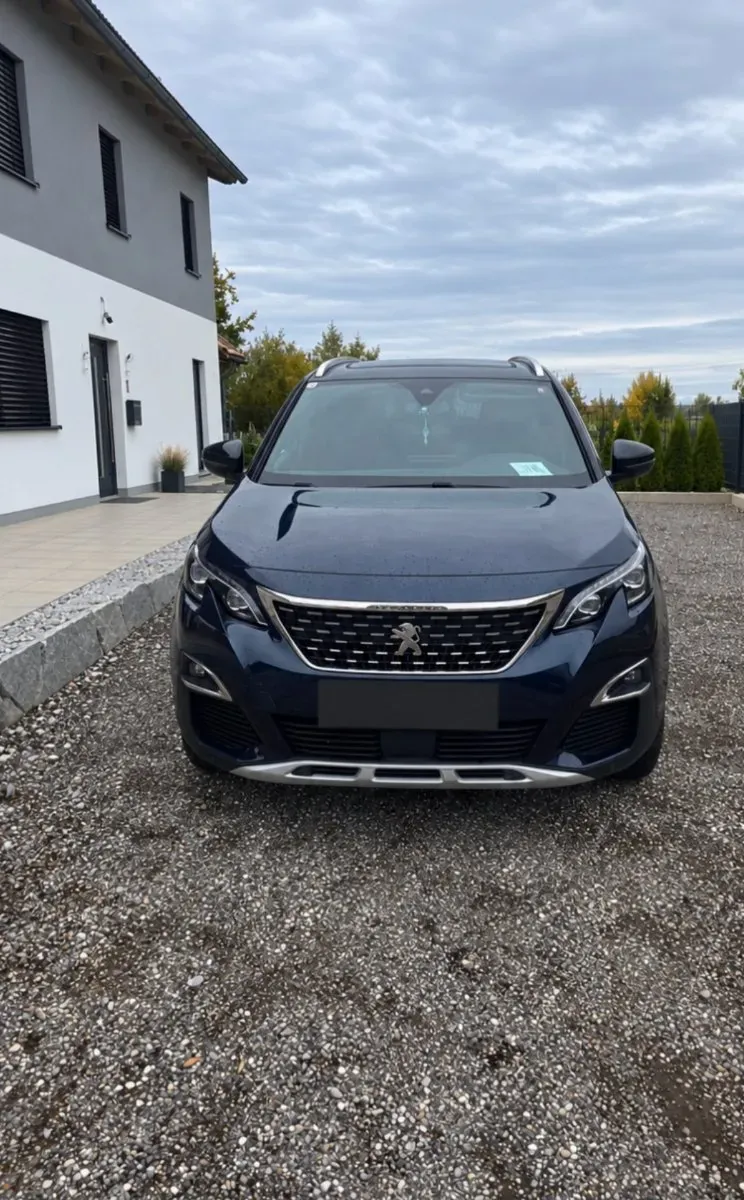 Peugeot 5008 2018 photo 2