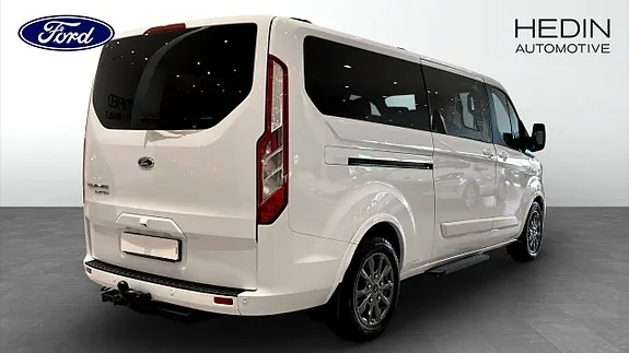 Ford Custom Tourneo 2024 photo 2
