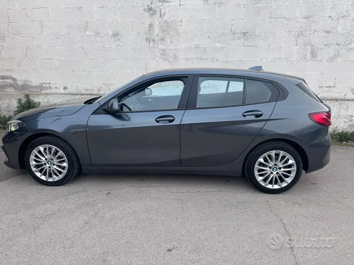 BMW 1 Series 2020 photo 2