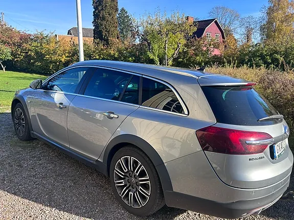 Opel Insignia Country Tourer 2015 photo 4