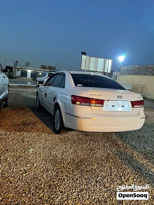 Hyundai Sonata 2009 photo 4