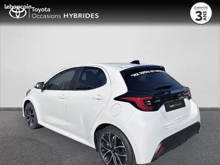 Toyota Yaris 2026 photo 2