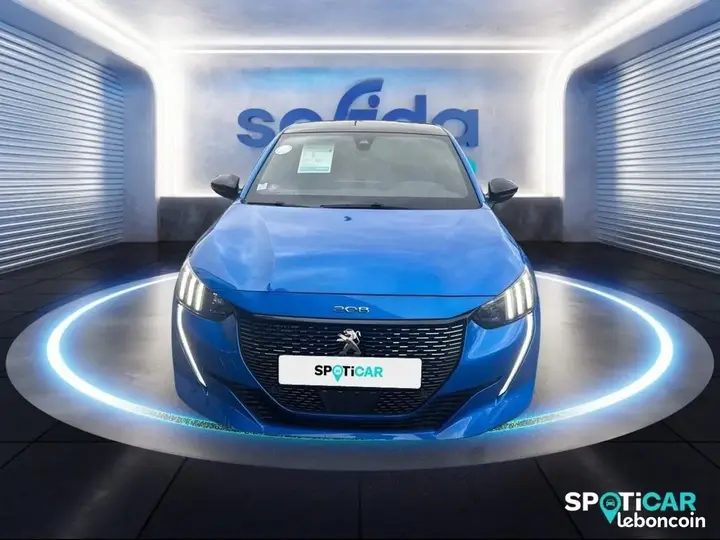 Peugeot 208 2020 photo 2
