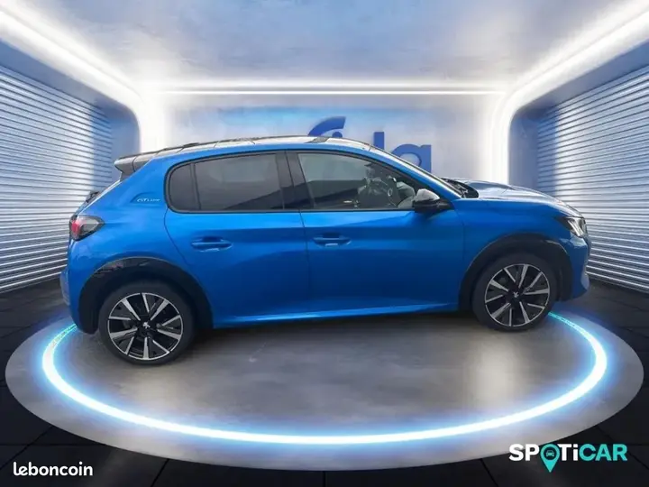Peugeot 208 2020 photo 4