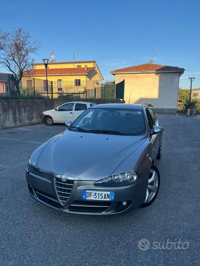 Alfa Romeo 147