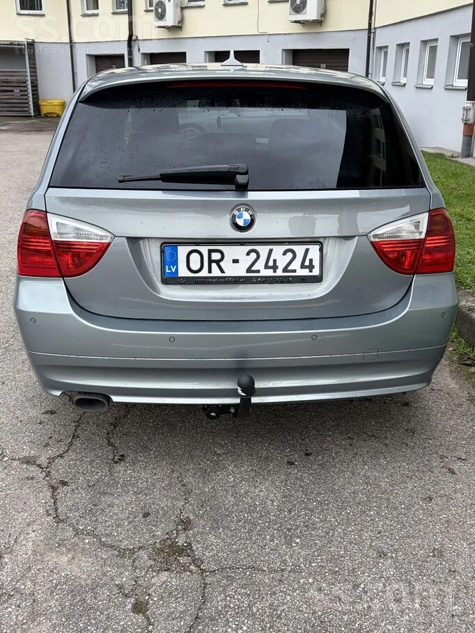 BMW 320D 2007 photo 2