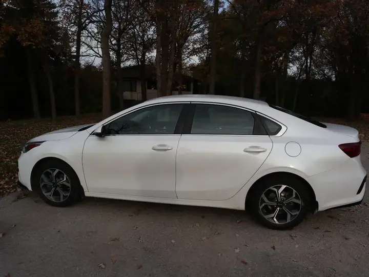 Kia Forte 2020 photo 4