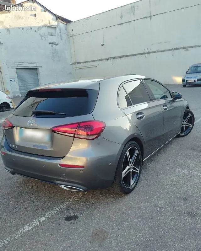 Mercedes-Benz A-Class 2018 photo 2