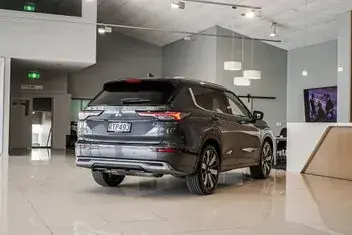 Mitsubishi Outlander 2026 photo 4