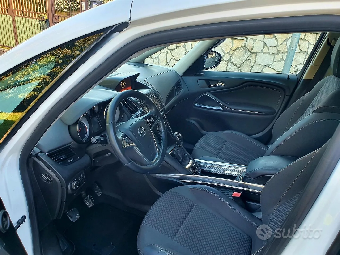 Opel Zafira 2015 photo 5