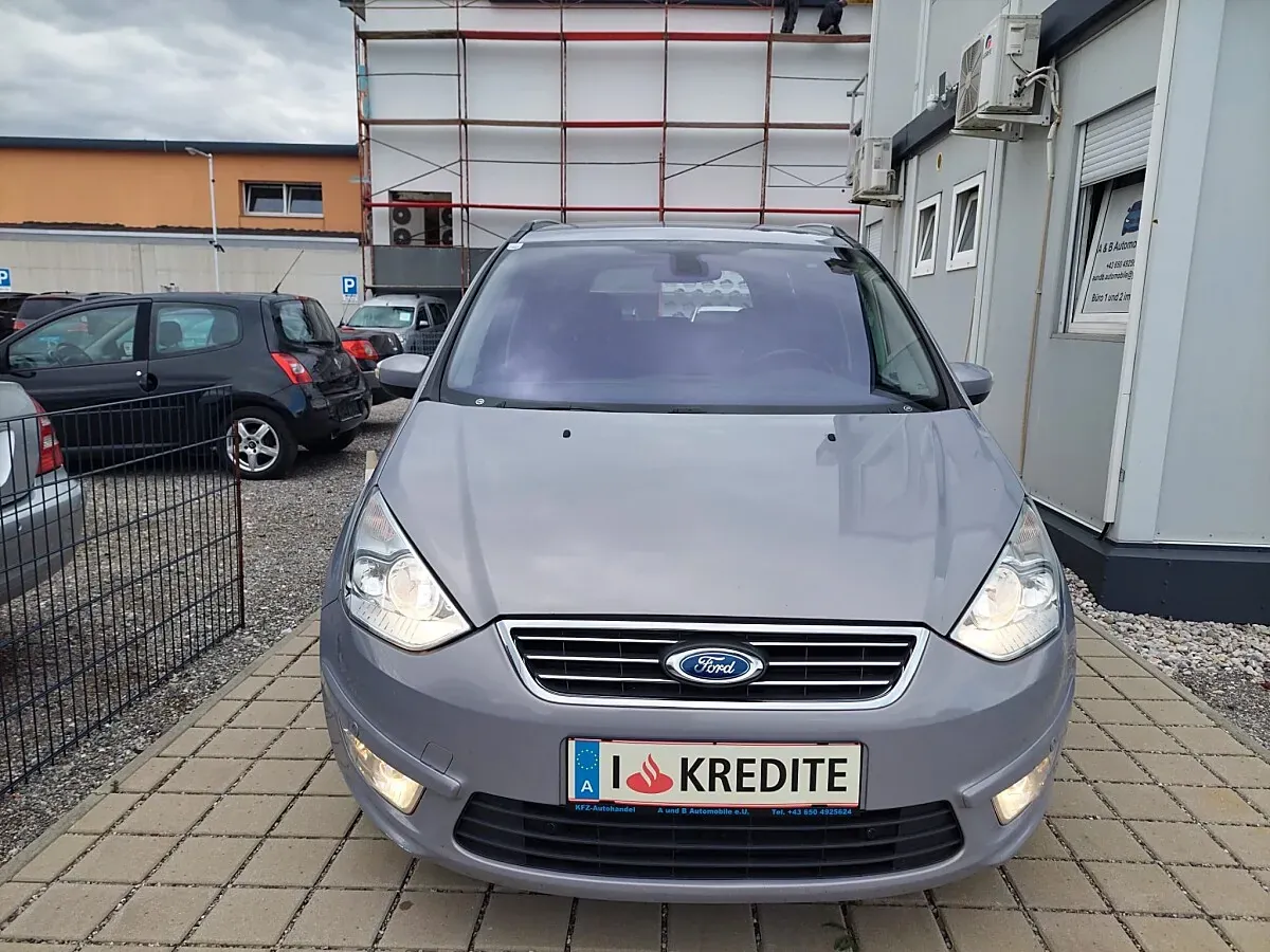 Ford Galaxy 2011 photo 2
