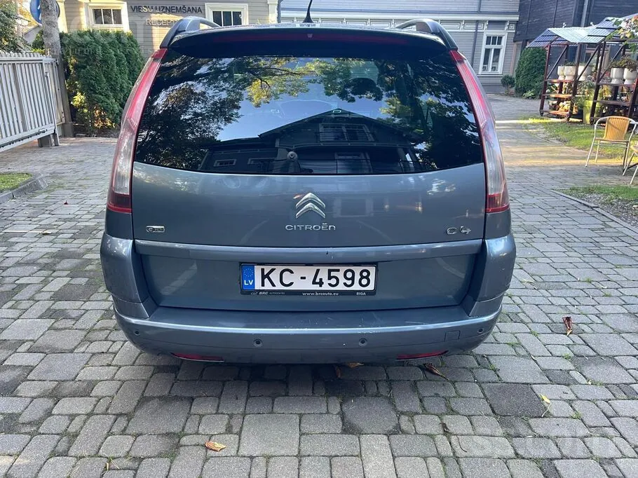 Citroen C4 Picasso 2011 photo 5
