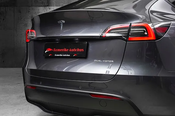 Tesla Model Y 2022 photo 3