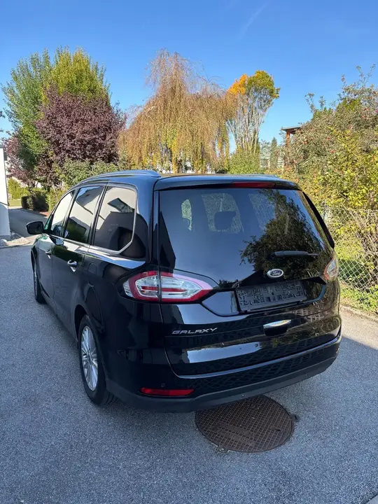 Ford Galaxy 2017 photo 2