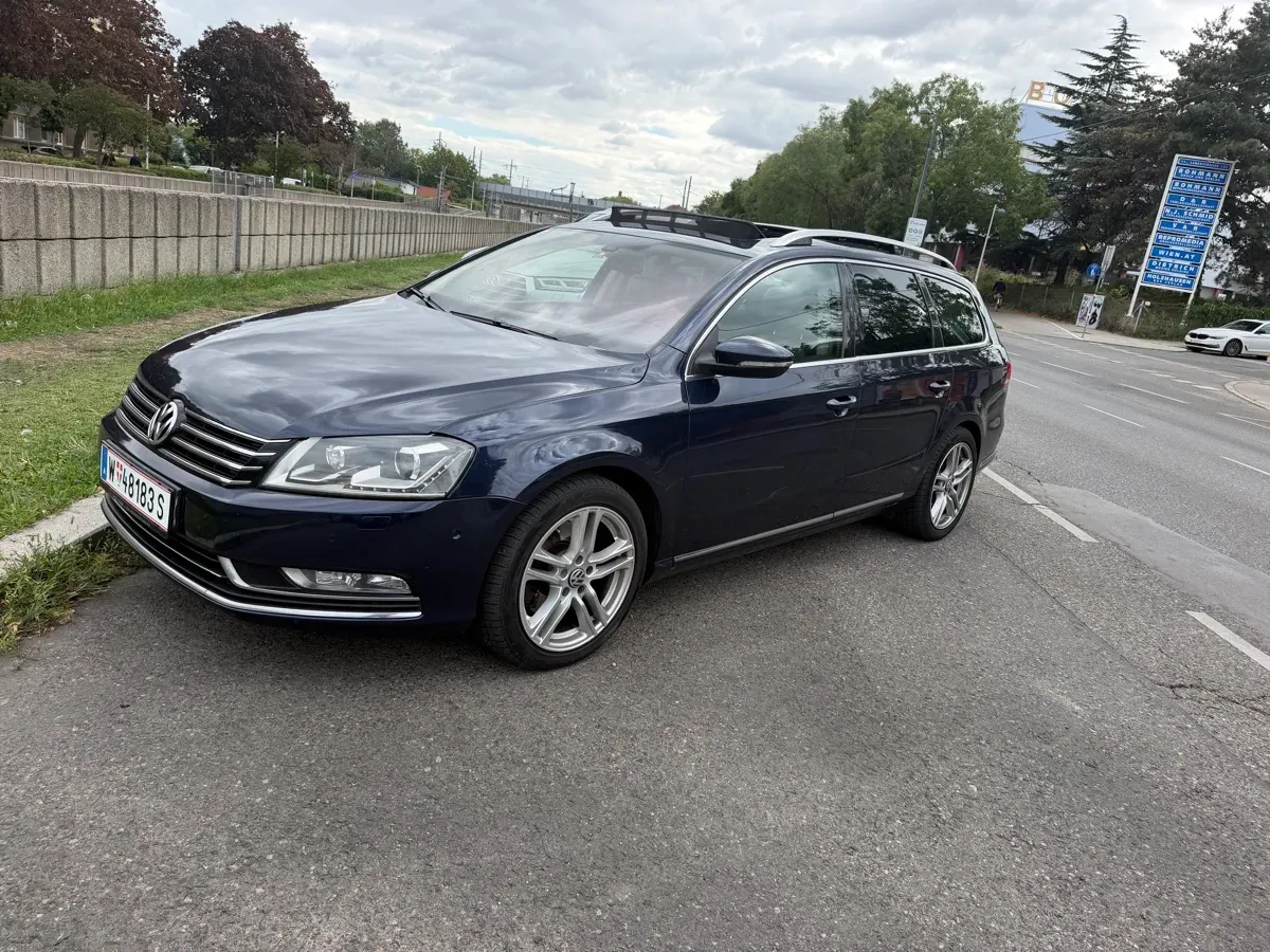 Volkswagen Passat 2011 photo 3
