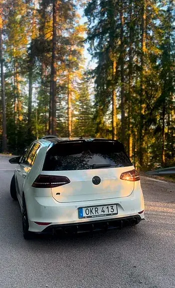 Volkswagen Golf 2017 photo 2