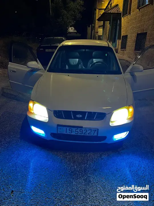 Hyundai Avante 2001 photo 2