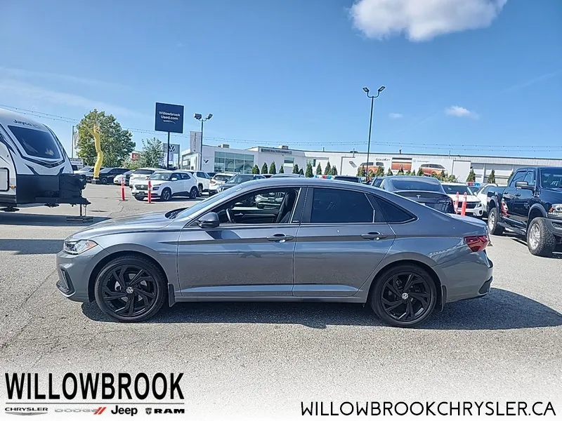 Volkswagen Jetta 2025 photo 2